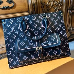 Louis Vuitton On the Go handbag-pristine like new condition